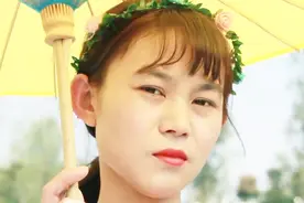 龙奔《我拿真心喂了狗》唱的好扎心，我对你的期待，被你无情掩埋视频封面