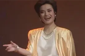 当年春晚真牛！这些歌手一夜成名，毛阿敏直接“草根”变乐坛大佬视频封面