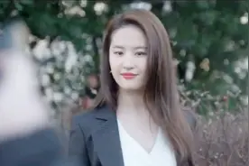 超美的神仙姐姐刘亦菲拍摄的Dior广告视频封面