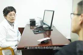 酒精依赖症危害有多大？28岁小伙实际案例告诉你真相！视频封面