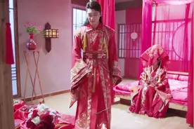 古代女子出嫁，洞房夜为什么穿开档裤？网友：古人真智慧！