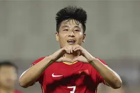 西班牙人官推狂吹武磊MVP！越媒亦被打服：作为前锋他几乎无死角视频封面