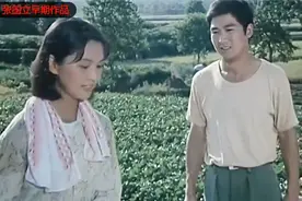 老电影《乡思》凉姑带着四岁的小女儿独自承受痛苦艰难生活……视频封面