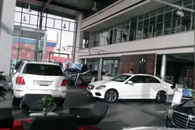 4S店为什么不喜欢全款购车的客户？背后有什么猫腻，买车的看看视频封面