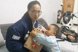 网上下单，快一个月才到货，这个快递让小迪又爱又恨！视频封面
