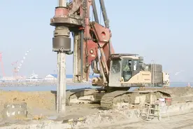 抽干400万立方米海水 建设海底隧道出口视频封面