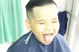 小男孩发型这样剪，真帅气，有儿子的妈妈收藏了视频封面