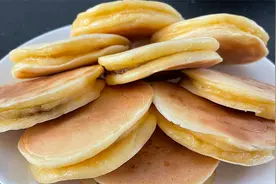 喜欢吃玉米面的要收藏，开水一烫，手不沾面，松软香甜，营养美味