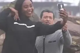 非洲女孩桑德拉远嫁东北大叔邹千顺，6年过去了，如今怎么样？视频封面