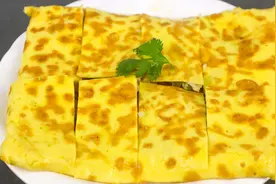 厨师长分享鸡蛋皮糯米饭做法，大酒店才吃得到，酥脆软糯又香又嫩视频封面