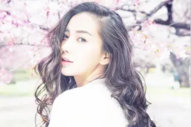 baby与儿子小海绵视频，节目组却忘记打马赛克，小海绵正脸首曝光视频封面