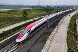 《环球时报》专访雅万高铁建设者视频封面