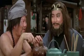 佛跳墙：疯和尚大吃大喝戏耍盗贼，对方变成冤大头乖乖付账？精彩视频封面