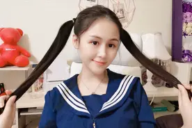 你们小时候妈妈给你梳什么样的发型？露丝妹妹穿水手服梳双马尾视频封面
