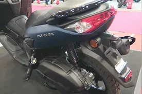 雅马哈水冷125排量踏板车，颜值高动力强，配ABS，无钥匙启动视频封面