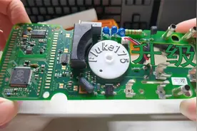 【升级改造】将2000多元的万用表fluke175升级成高版本视频封面