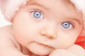 宝宝在肚子里有这3种表现，出生以后更聪明，你家宝宝有吗视频封面