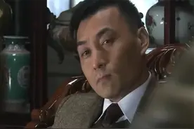 鬼子就会欺负女人，用拳头打怀孕女子的肚子，狠毒视频封面