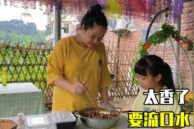 医生建议秋子多吃虾和牛肉，娜姐做了一大盘手撕牛肉，太好吃了视频封面