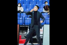 马布里再次神预测？？辽宁首钢进总决赛，杨鸣：你快闭嘴吧！！视频封面