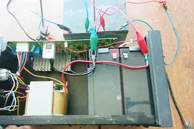 废品回收站的老板人不错！给我拿了两个不间断电源！挑好的留下视频封面