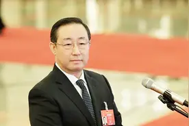 法考新改革 司法部：将一次性考试分成两个阶段 港澳同胞可报考视频封面