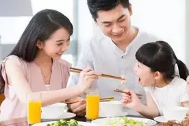 孩子出现这几个表现，可能是要长个了，家长要抓住机会视频封面