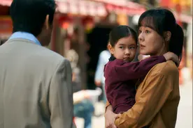 女儿被坏叔叔抢走，妈妈却很欣慰，结局却让全韩国落泪，温情电影视频封面