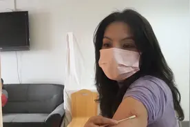 湖南女记者捐献造血干细胞救3岁男孩 配型相合突破十万分之一概率视频封面