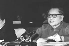 改革开放，邓小平发表讲话，摄像机记录下这一历史时刻！视频封面