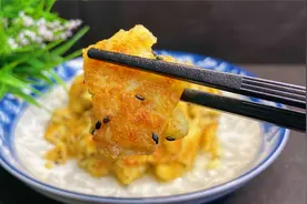 山楂放锅里炒一炒，出锅就是入口即化的美食，做法简单，口味独特视频封面