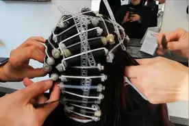 34岁微胖女性，烫款全头烫，真洋气视频封面
