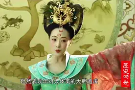 唐朝到底多开放，唐代女子服饰为何钟爱半露胸式裙装？视频封面