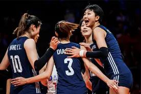全场回放：2022女排世锦赛小组赛D组 中国女排3-0日本女排视频封面