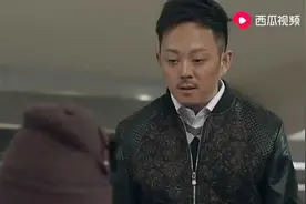 警事：小学生扶老太太反被讹，结果警察舅舅来了，老太太慌了视频封面