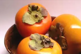 放屁太臭要调理，十大食物要多吃视频封面