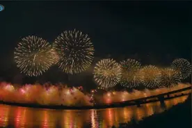 太震撼了，日本美到窒息的烟花大会视频封面