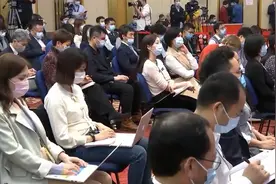 李克强：教育公平是最大的公平，决不能让孩子输在起跑线上视频封面