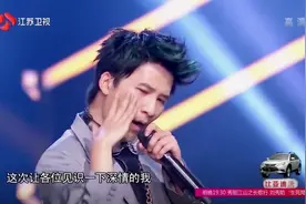 盖世英雄：大张伟真的太奇葩，说出改编爱如潮水的原因，我只想笑视频封面