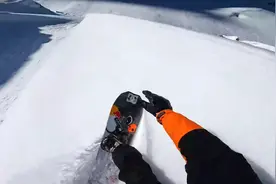 第一人称视角，小伙带你体验雪山山顶滑雪速降,引爆你的肾上腺素视频封面