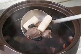 腰膝酸软、身体虚弱，冬天常喝1款汤，温肾补虚，身体更健康！视频封面