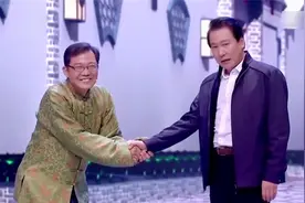 相声：看见领导摇头摆尾，一脸谄媚，大兵把溜须拍马演的出神入化视频封面