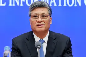 广东省长：推动深圳与广州“双城联动、比翼双飞”视频封面
