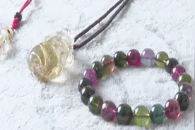 又被坑了！旅游花近十万买的“宝贝”，实际价格不到一万！视频封面