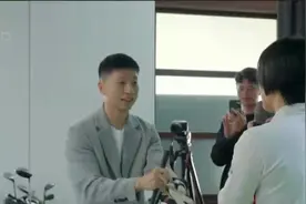 大陆师生访台，马龙体验虚拟高尔夫，29日将和台湾选手打乒乓球视频封面