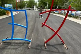 景区设”丑女“雕塑被指不尊重女性，景区：初衷是和游客汉字互动视频封面