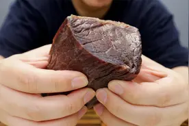 试吃云南特产“黄牛干巴”简单做一下，好吃的呢！视频封面
