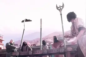 悟空三兄弟各自兵器不翼而飞视频封面