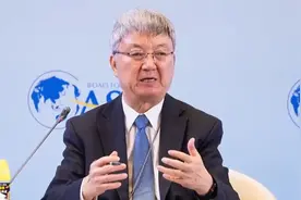 经济学家朱民谈中国经济，房市，故事怎么走。视频封面