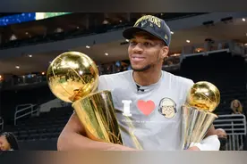 字母哥已实现NBA生涯大荣誉的大满贯，现役运动员中没有第二个人视频封面